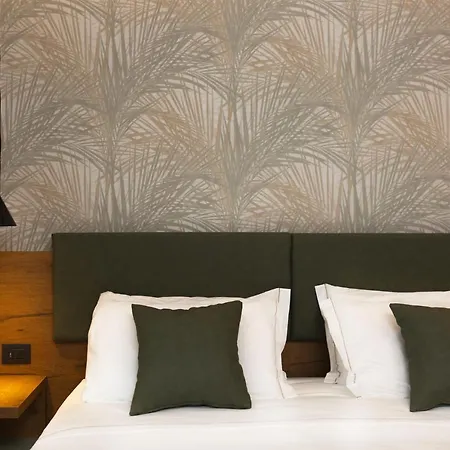 Donna Vi Hotel 4*