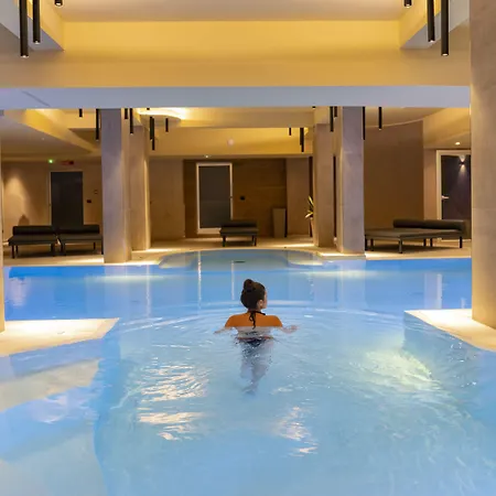 Hotel Donna Vi 4*
