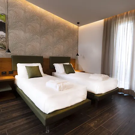 Donna Vi Hotel Geraci Siculo