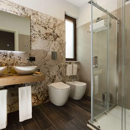 Hotel Donna Vi 4*