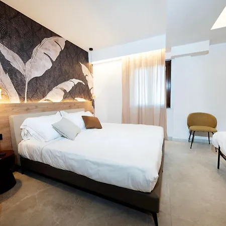 Hotel Donna Vi 4*