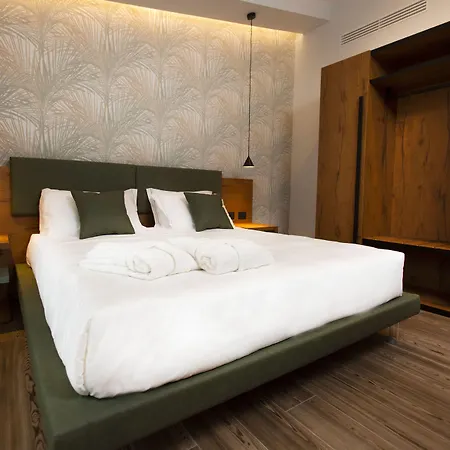 Donna Vi Geraci Siculo