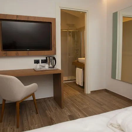 Otel Donna Vi Geraci Siculo