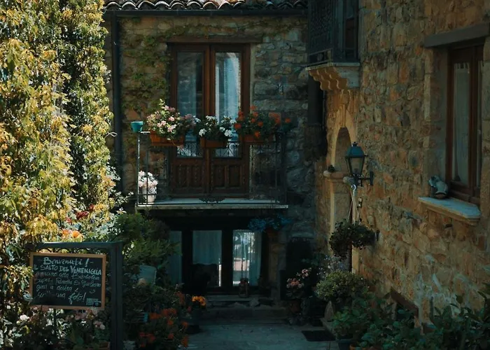 Отель Donna Vi Geraci Siculo