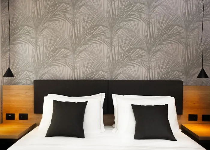 Отель Donna Vi Geraci Siculo